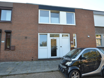 free-sector-houses for rent on Elbereveldstraat 494