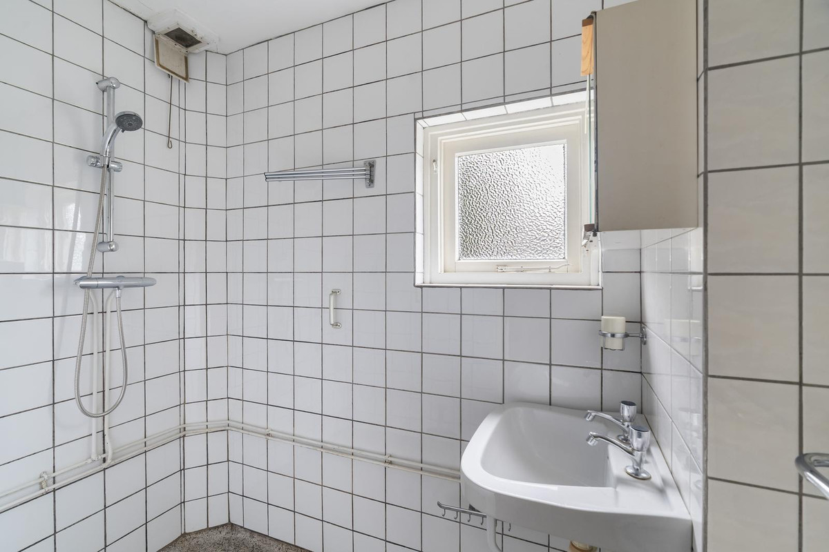 Tussenwoning te koop: Molièreweg 635, Rotterdam