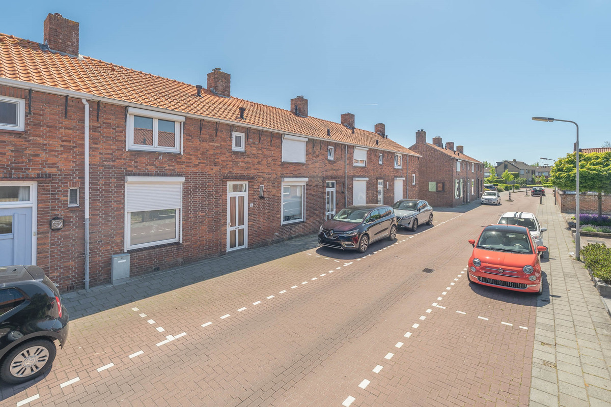 Tussenwoning te koop: Margrietstraat 16, Yerseke