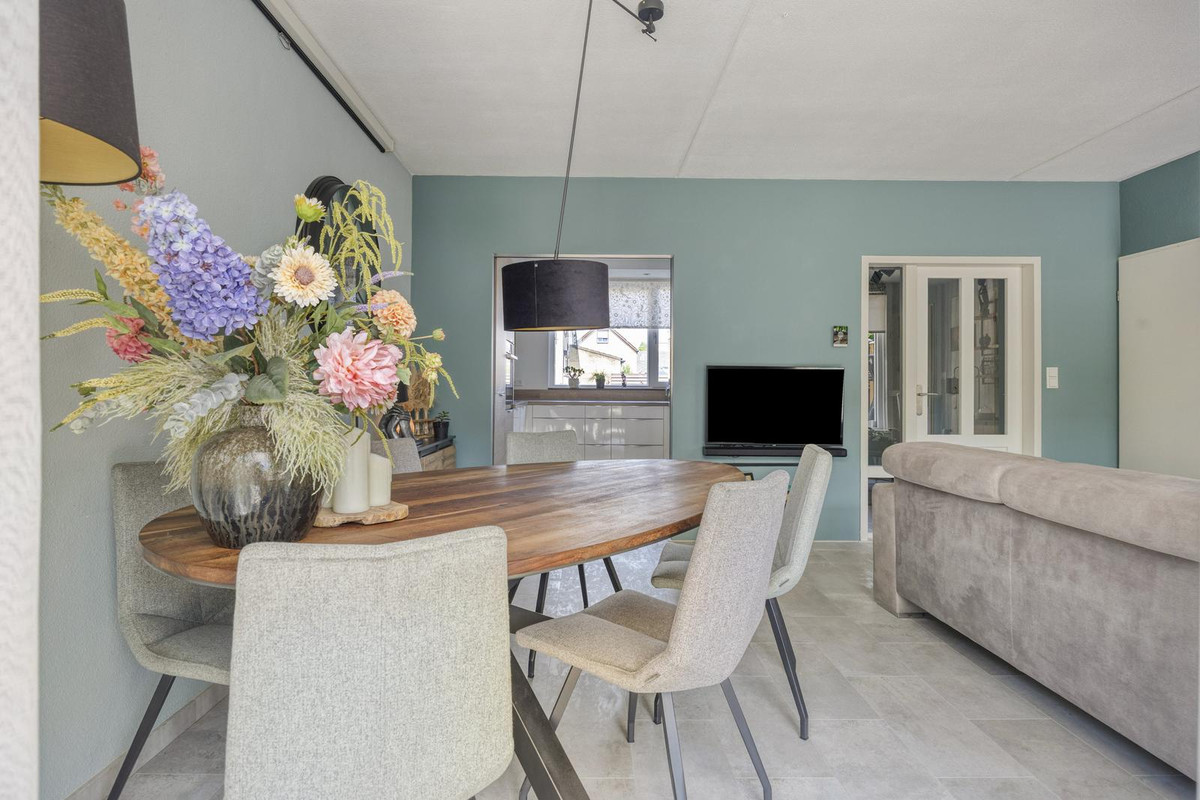 Tussenwoning te koop: Sloelaan 27, Terneuzen