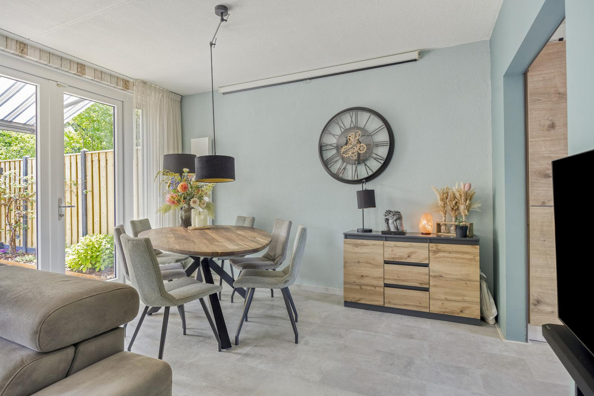 Tussenwoning te koop: Sloelaan 27, Terneuzen