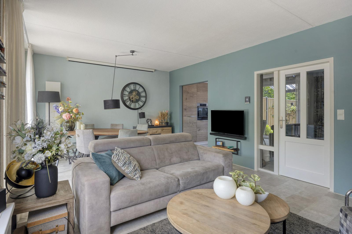 Tussenwoning te koop: Sloelaan 27, Terneuzen
