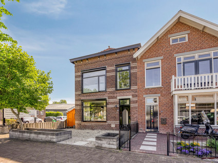 Burgemeester de Bruinelaan 102