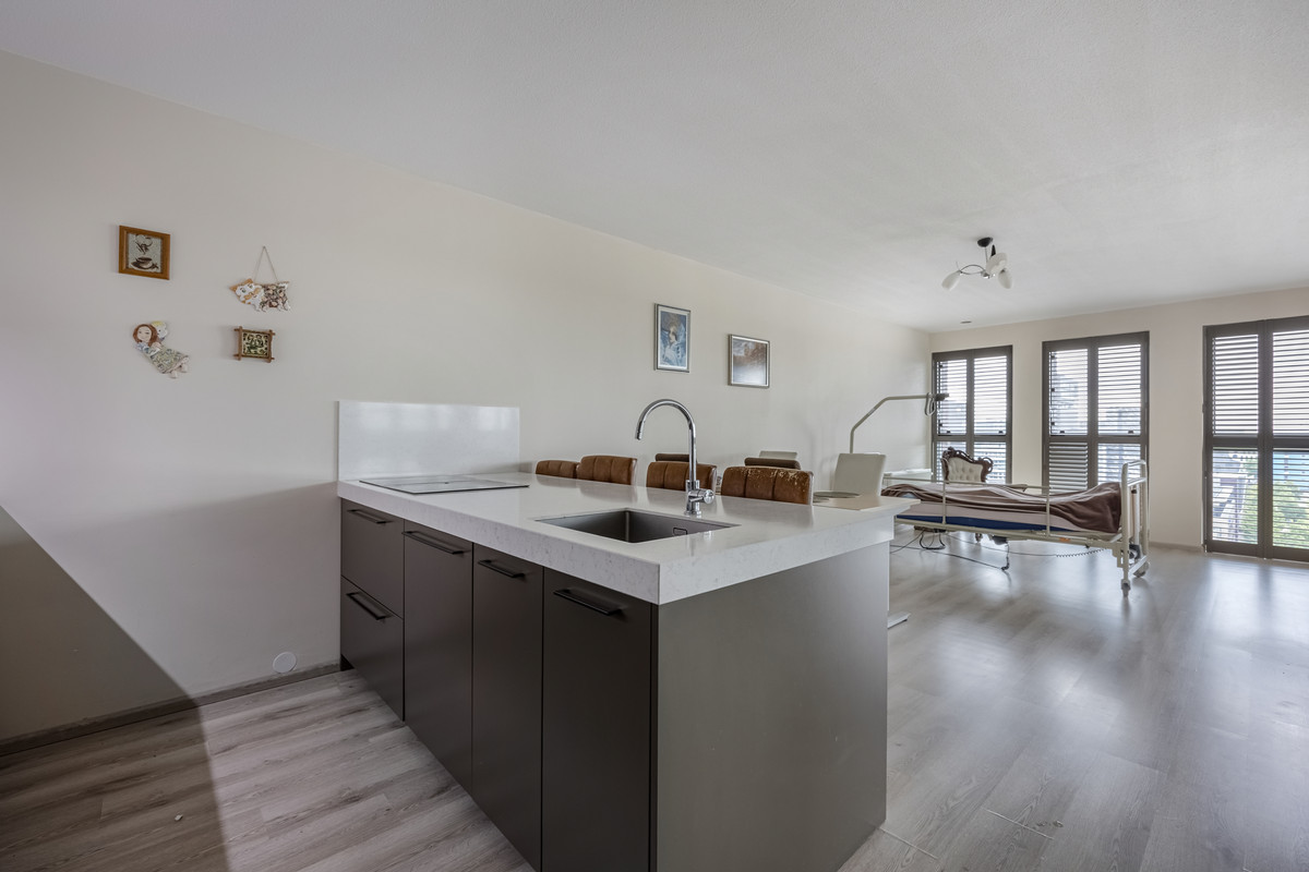 Appartement te koop: Stationsplein 97, Lelystad
