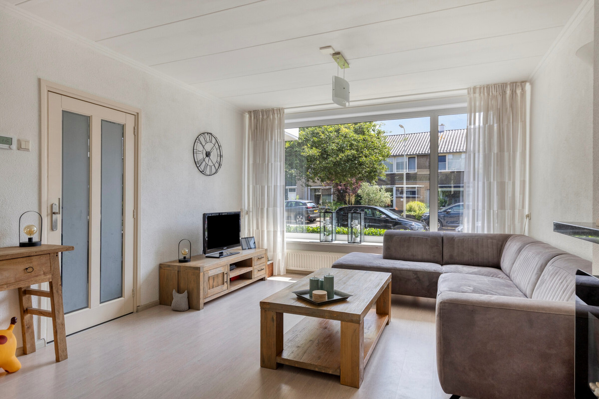 Tussenwoning te koop: Weberlaan 7, Bergen Op Zoom