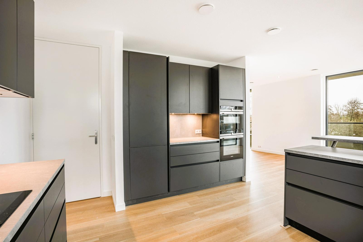 Appartement te huur: Bovenkerkerweg 83-09, Amstelveen
