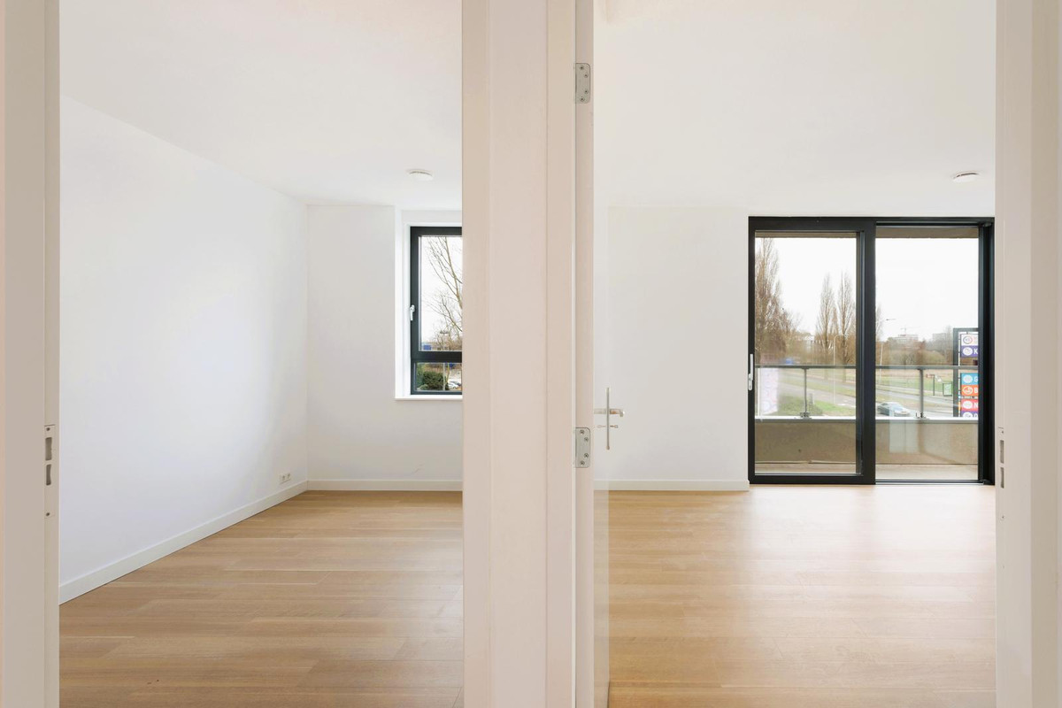 Appartement te huur: Bovenkerkerweg 83-09, Amstelveen