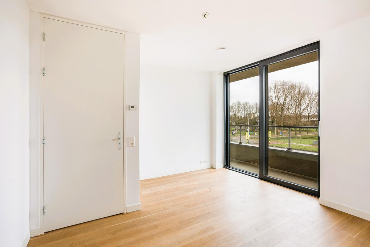 Appartement te huur: Bovenkerkerweg 83-09, Amstelveen