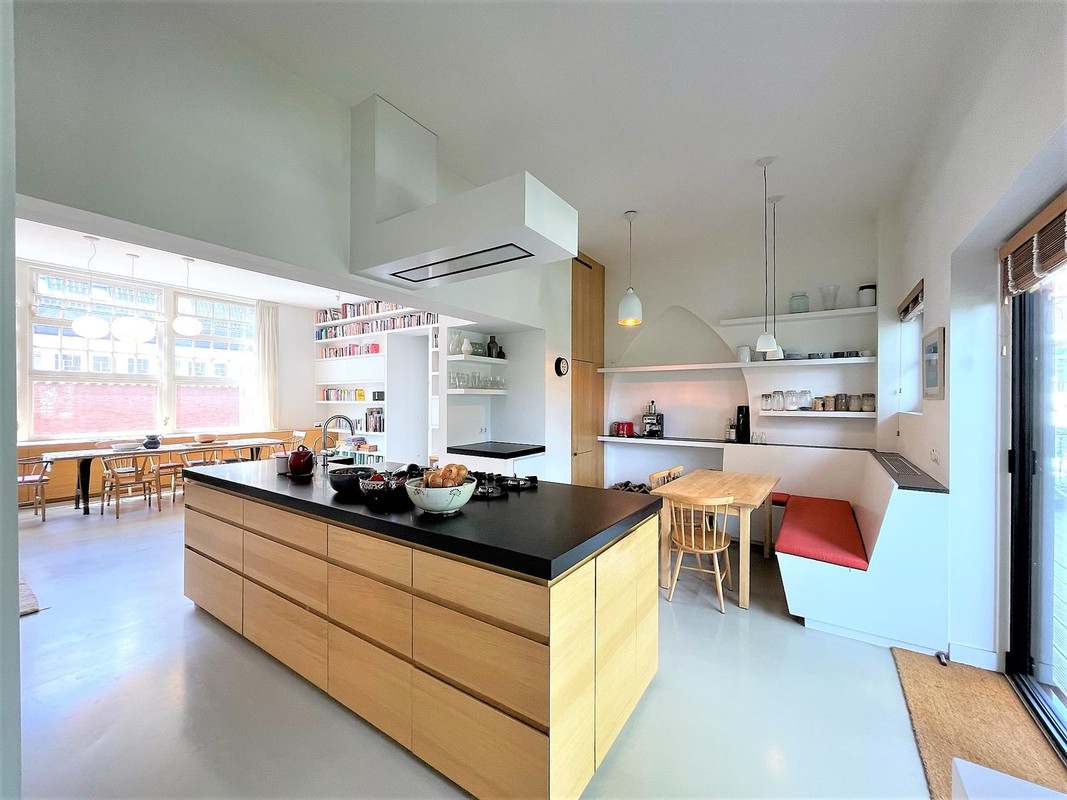 Appartement te huur: Floris Versterstraat 10D, Amsterdam