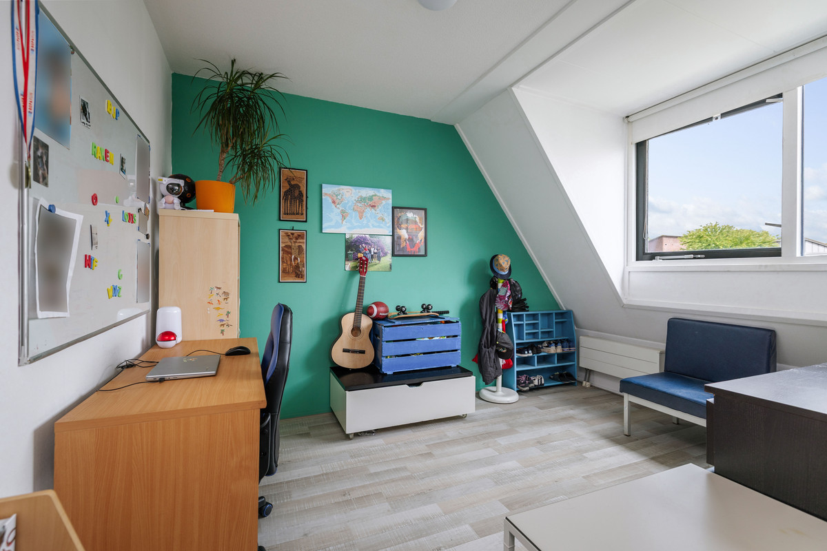 Tussenwoning te koop: Leonard Springerlaan 238, Deventer