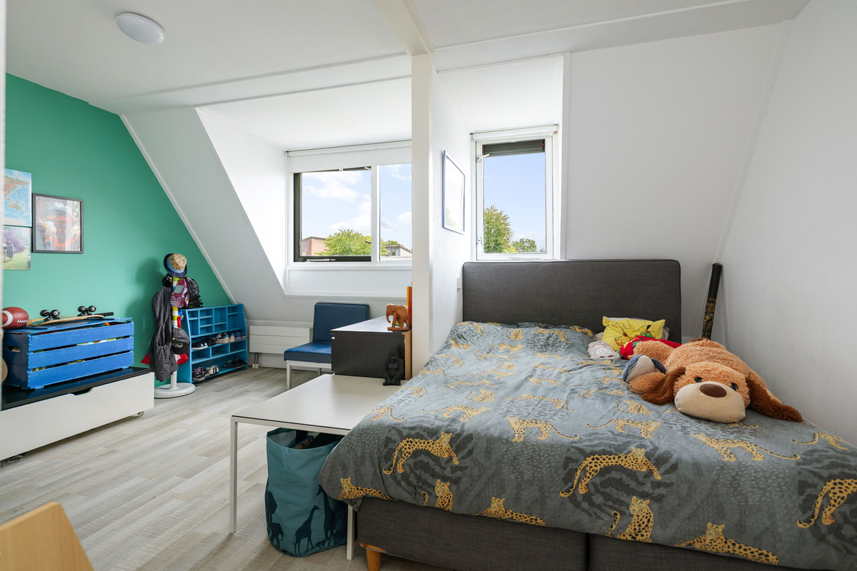 Tussenwoning te koop: Leonard Springerlaan 238, Deventer