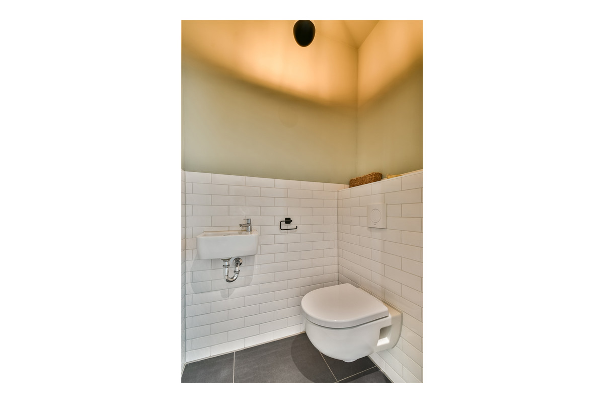 Appartement te koop: Ananasweg 82, Leiden