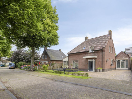 Pastoor van Hapertstraat 33