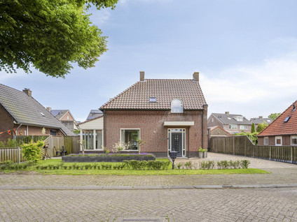 Pastoor van Hapertstraat 33