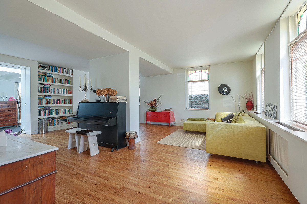 Vrijstaande woning te koop: Van Beekstraat 69, Landsmeer