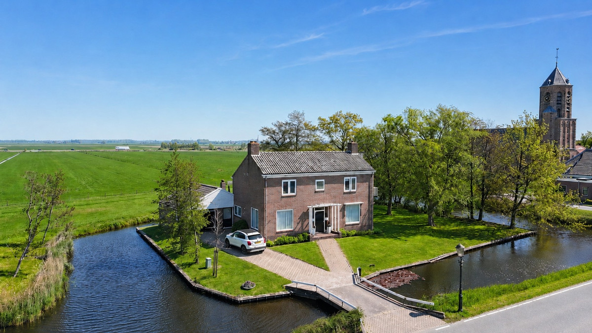 Vrijstaande woning te koop: Herenweg 20, Rijnsaterwoude