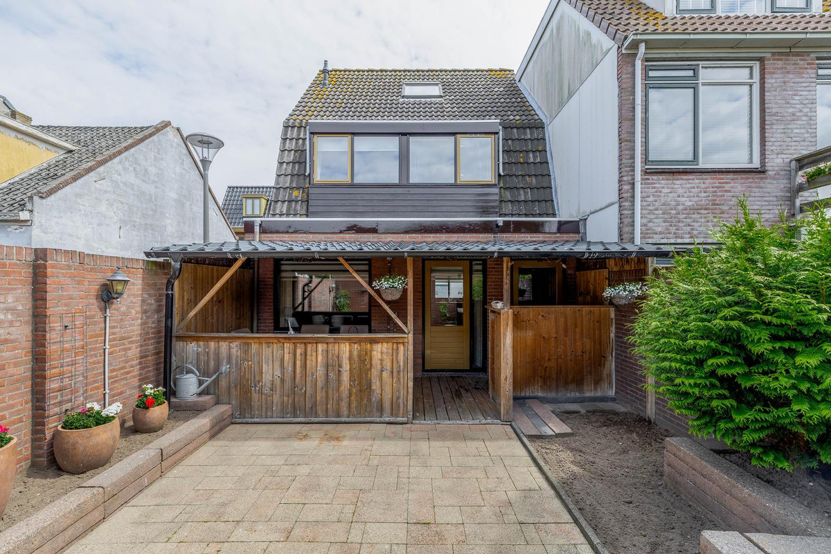 Woning te koop: 2e Vroonstraat 32, Den Helder