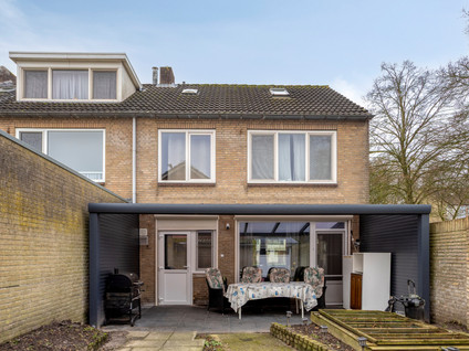Verdiplein 44
