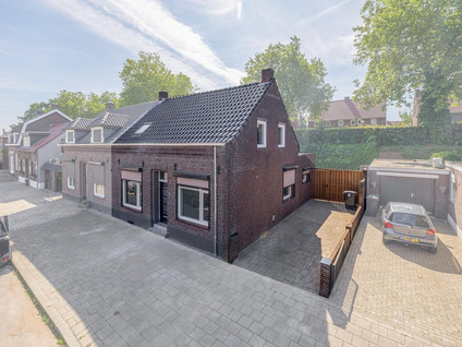 Maasstraat 21