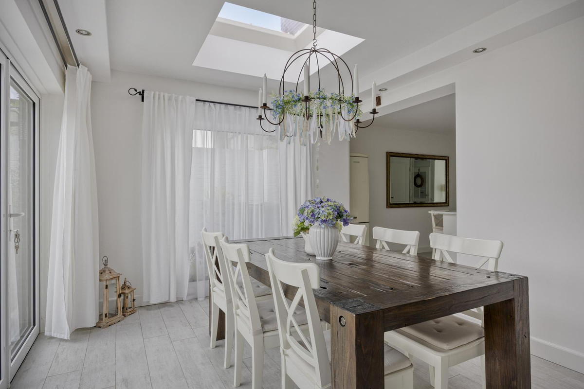 Hoekwoning te koop: Sneekstraat 43, Tilburg