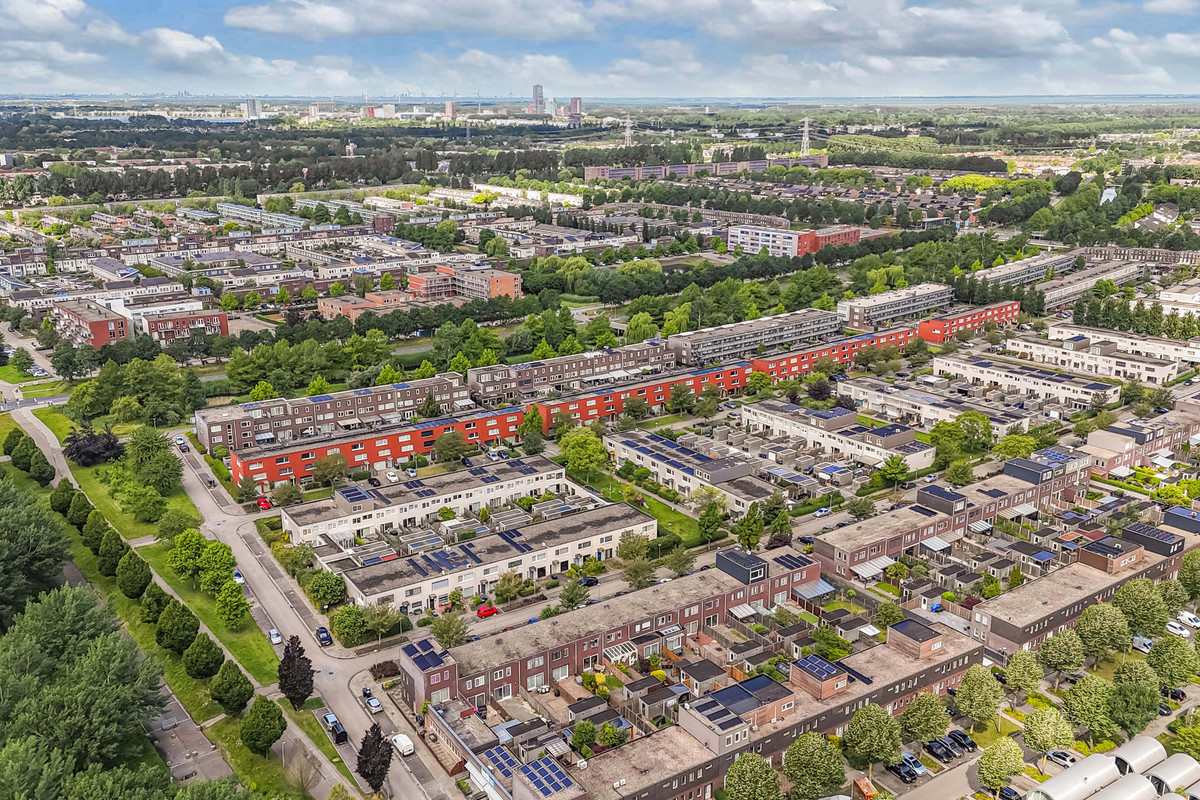Tussenwoning te koop: Holbeinstraat 161, Almere
