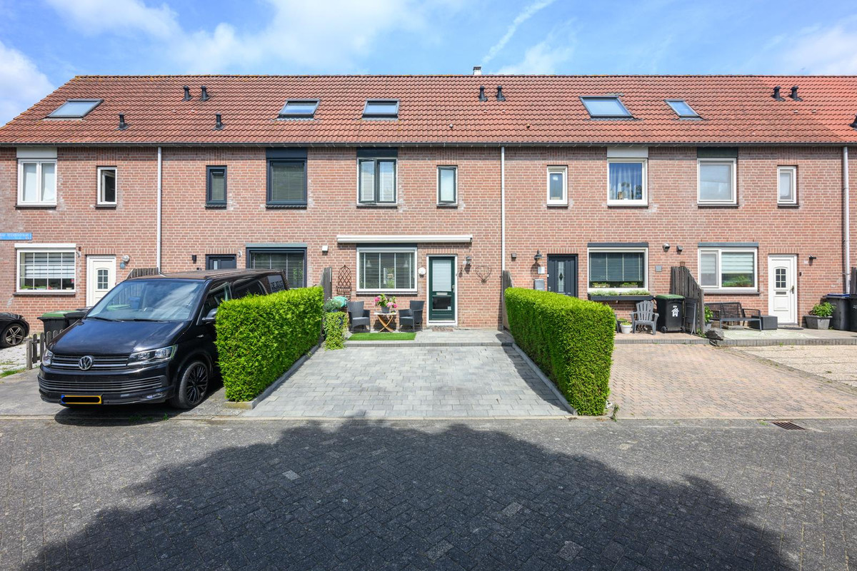 Tussenwoning te koop: Belter Wijdestraat 29, Almere