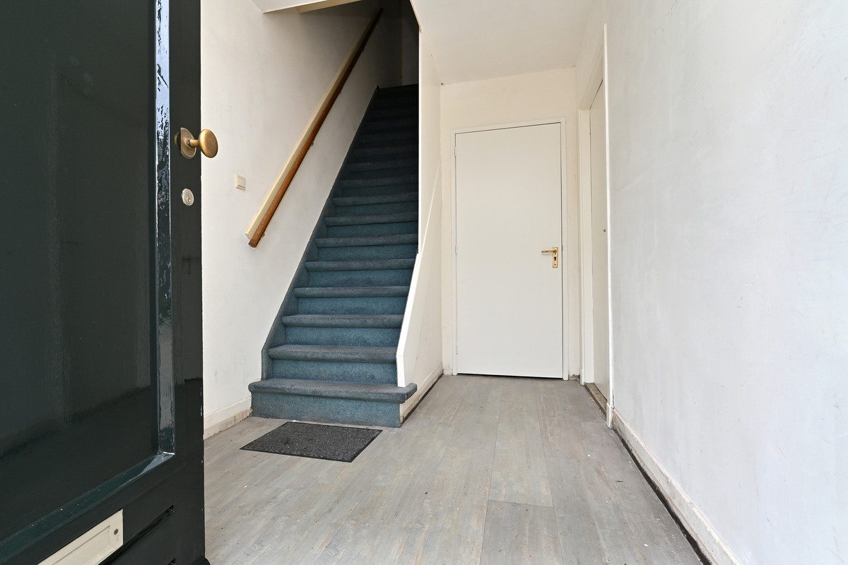 Tussenwoning te koop: Koning Willem II straat 38, Bergen Op Zoom