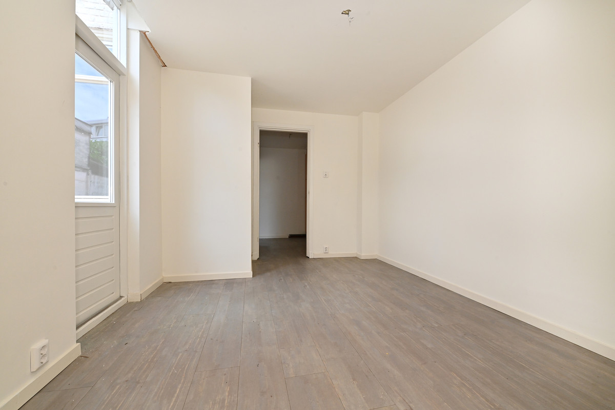 Tussenwoning te koop: Koning Willem II straat 38, Bergen Op Zoom
