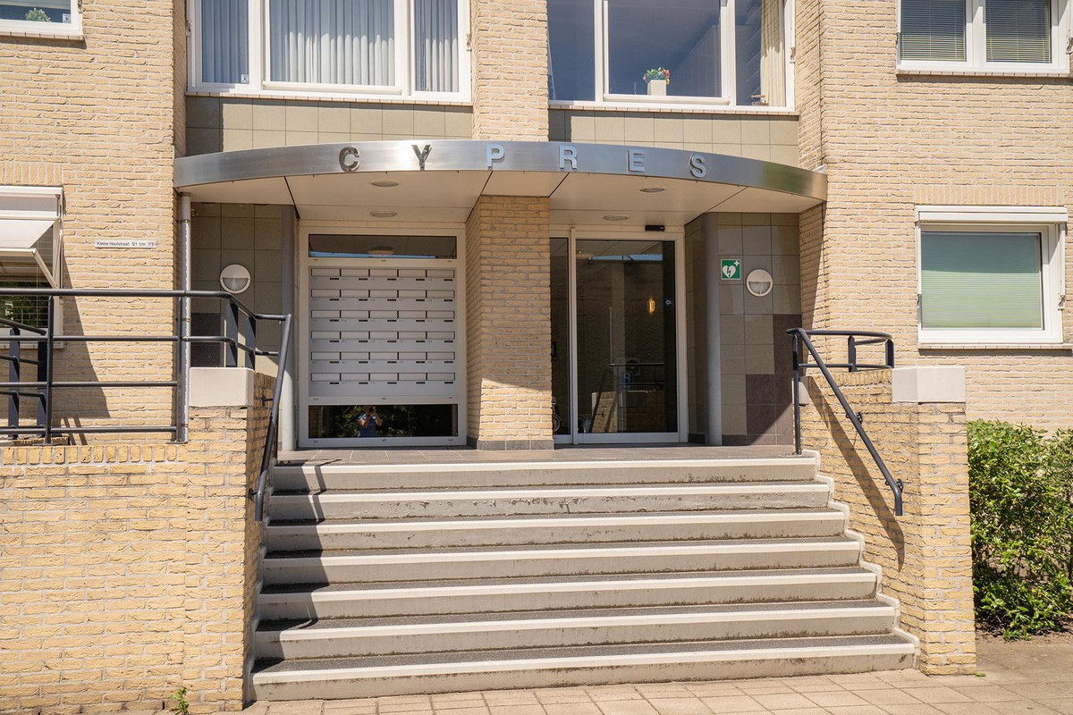 Appartement te koop: Kleine Houtstraat 131, Enschede