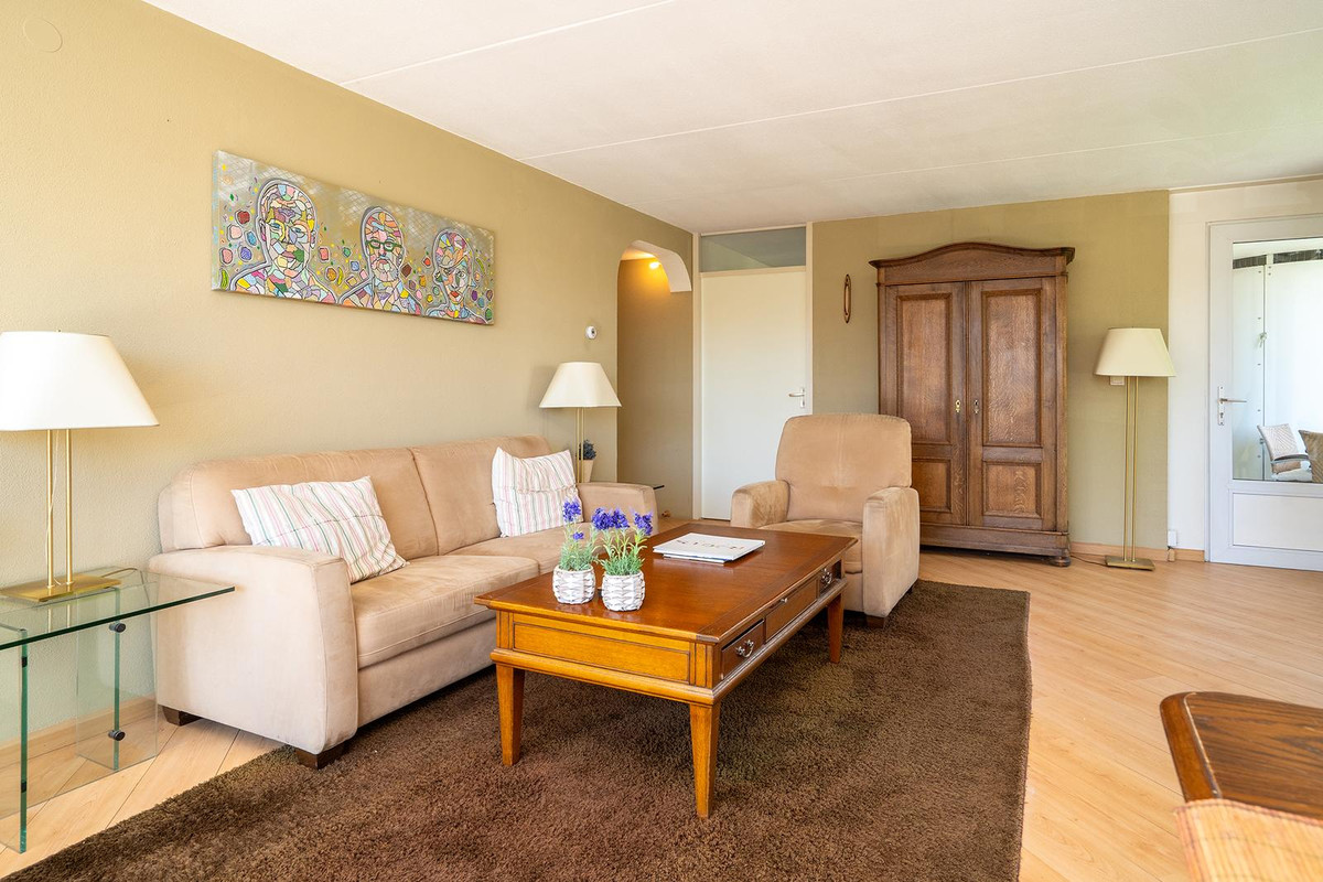 Appartement te koop: Kleine Houtstraat 131, Enschede