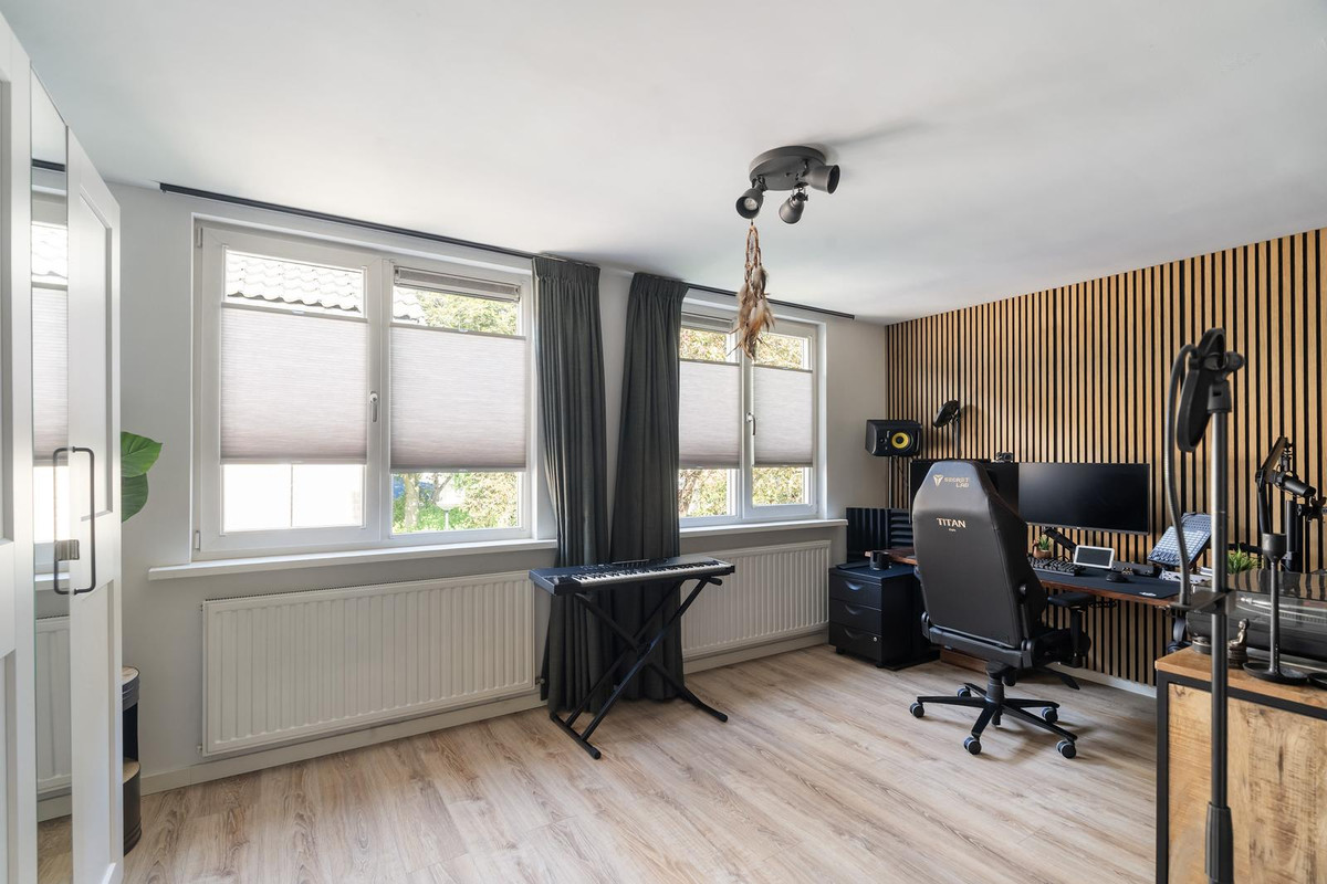 Hoekwoning te koop: Braambes 11, Leiden