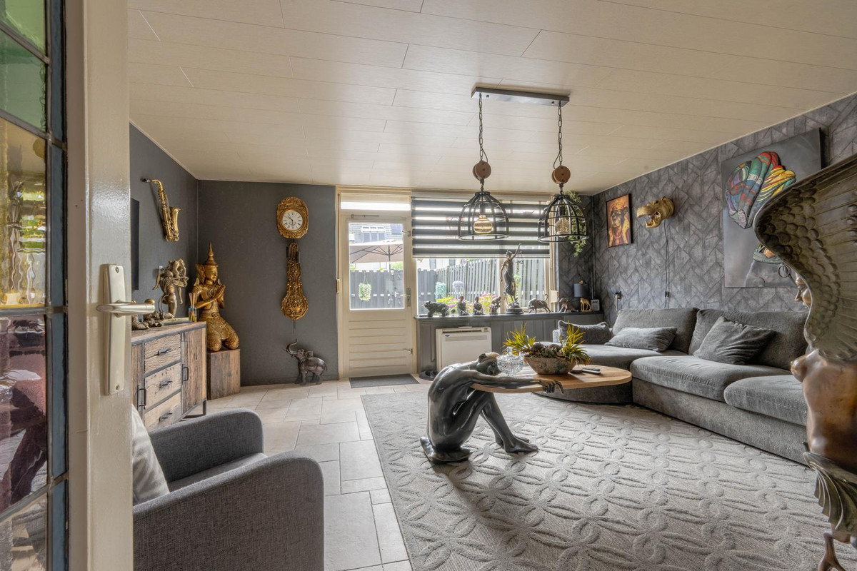 Tussenwoning te koop: Iependaal 32, Rotterdam
