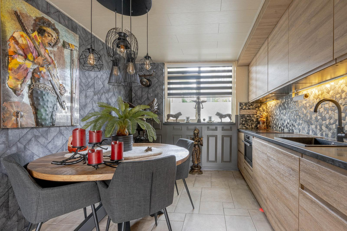 Tussenwoning te koop: Iependaal 32, Rotterdam