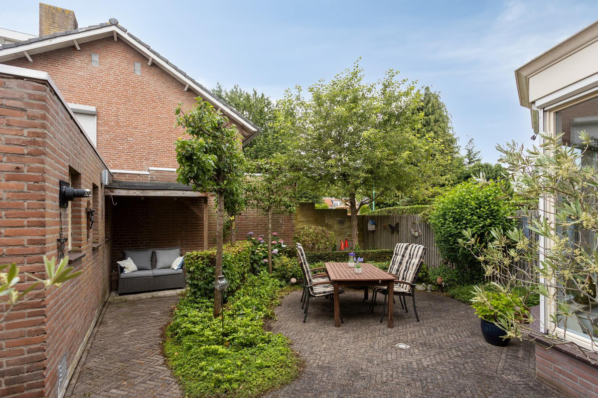 Vrijstaande woning te koop: St. Willibrordusstraat 8C, Berghem