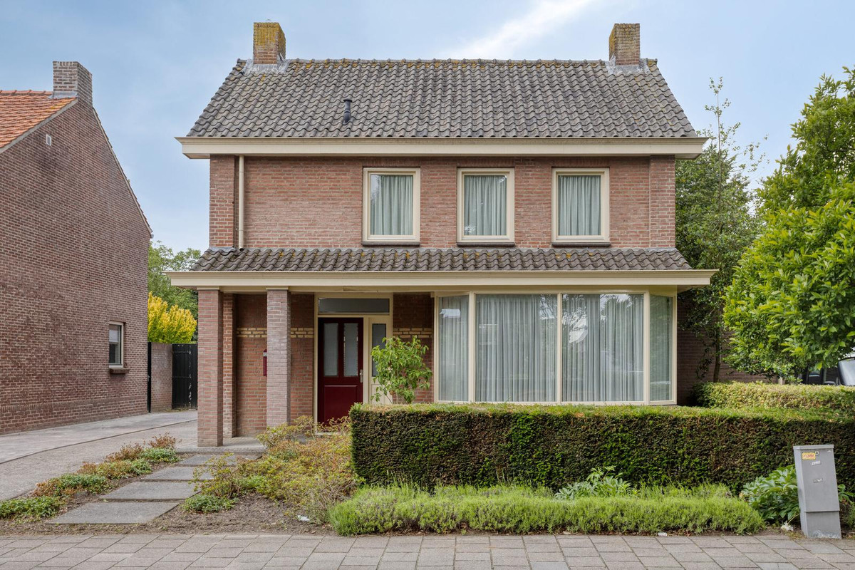 Vrijstaande woning te koop: St. Willibrordusstraat 8C, Berghem