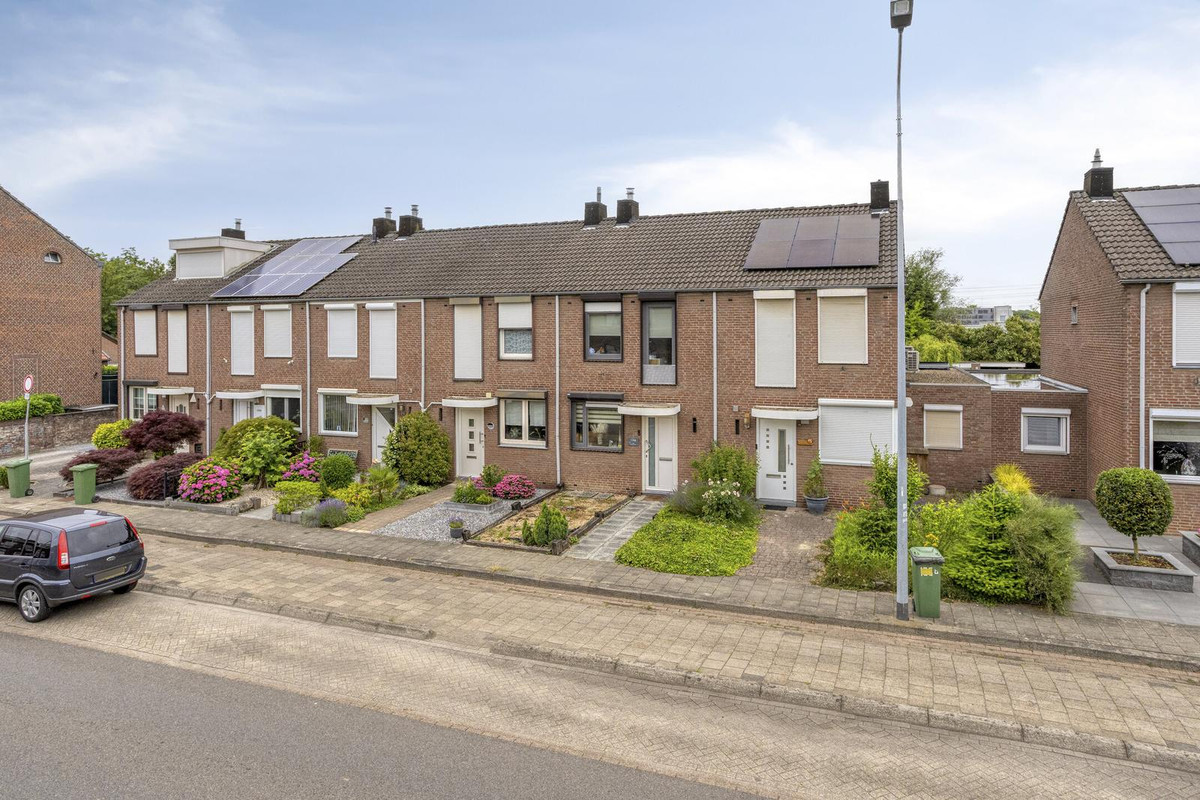 Tussenwoning te koop: Meerssenerweg 136B, Maastricht