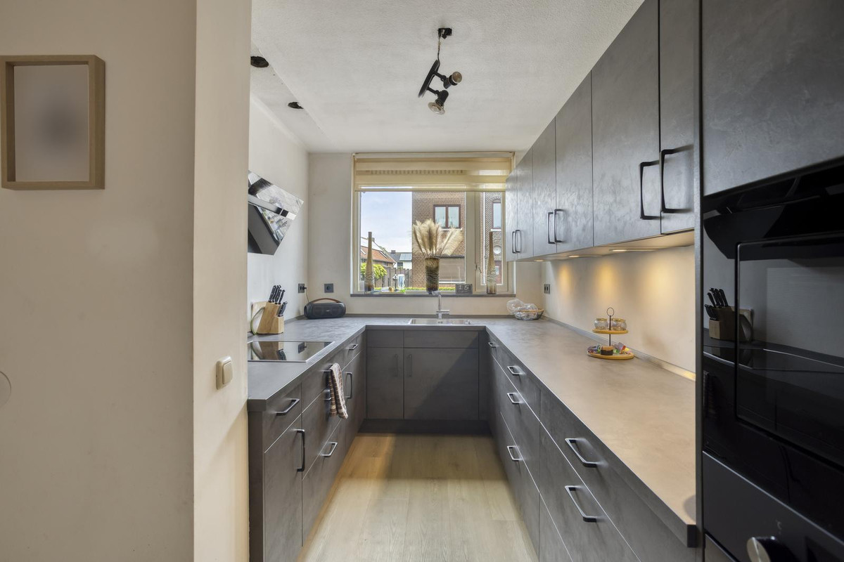 Tussenwoning te koop: Meerssenerweg 136B, Maastricht