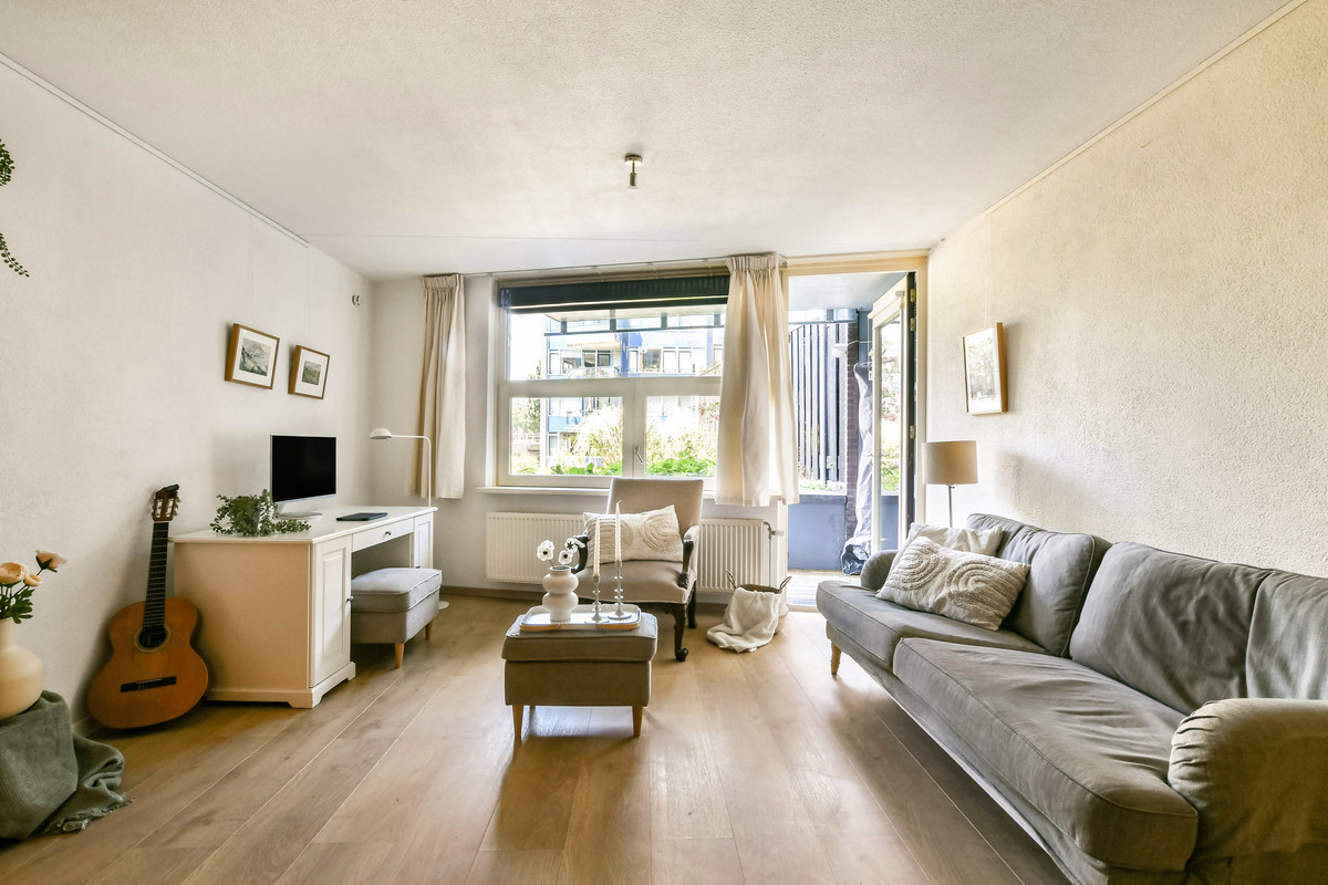 Appartement te koop: Ladogameerhof 277, Amsterdam