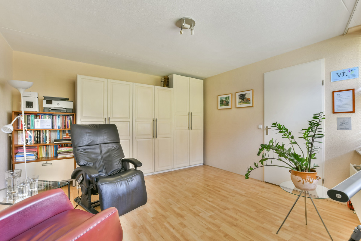 Appartement te koop: Ladogameerhof 277, Amsterdam
