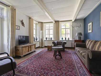 Hoofdstraat 13