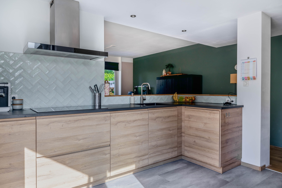 Hoekwoning te koop: Zwaluw 56, Hoogvliet Rotterdam