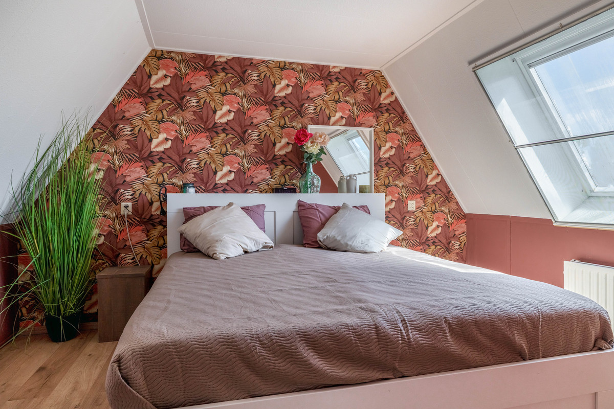 Hoekwoning te koop: Zwaluw 56, Hoogvliet Rotterdam