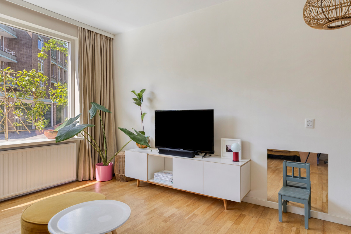 Tussenwoning te koop: Margrietstraat 15, Arnhem