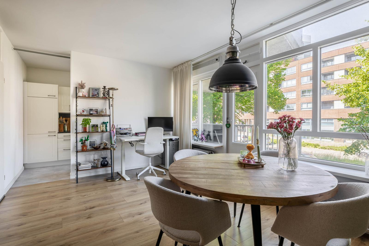 Appartement te koop: Vondelweg 110, Rotterdam