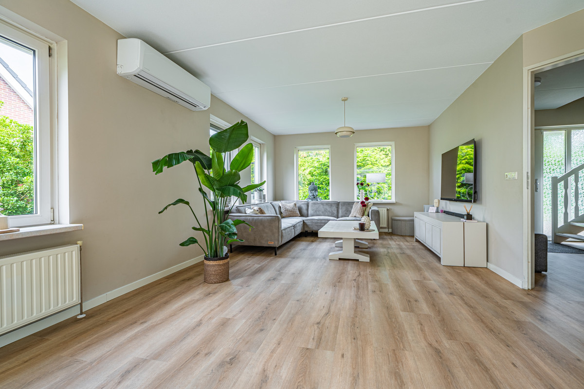Vrijstaande woning te koop: Constantijn Huygenslaan 38, Winschoten