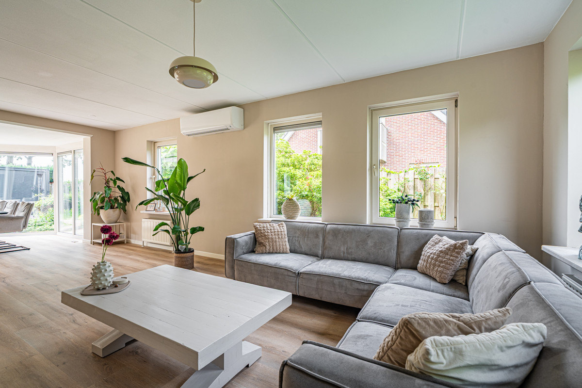 Vrijstaande woning te koop: Constantijn Huygenslaan 38, Winschoten