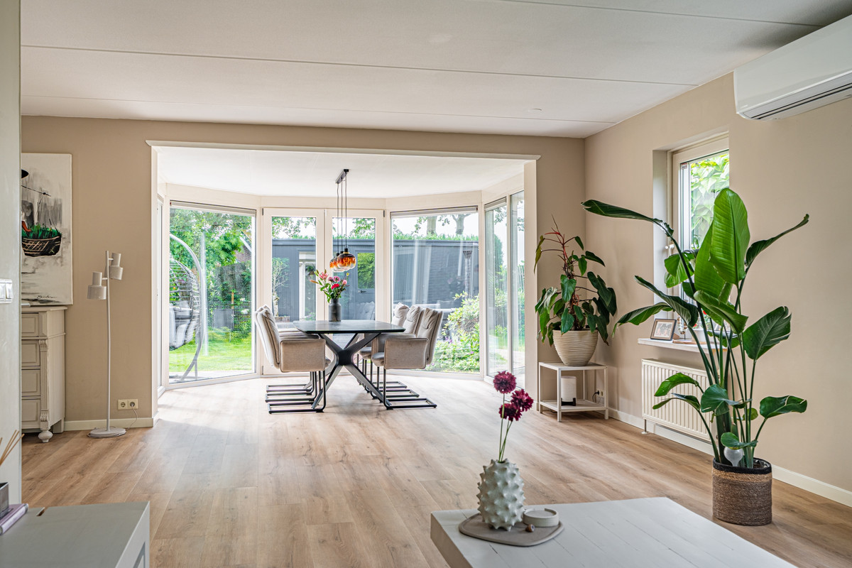 Vrijstaande woning te koop: Constantijn Huygenslaan 38, Winschoten