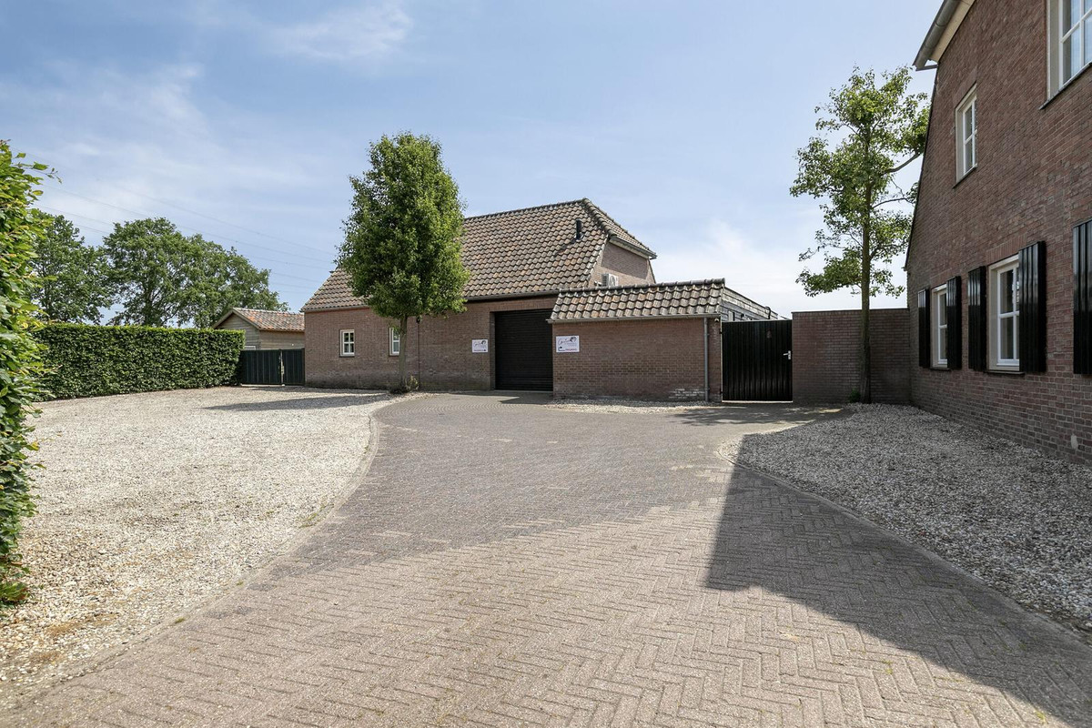 Twee-onder-één-kap te koop: Sint-Oedenrodeseweg 40, Best