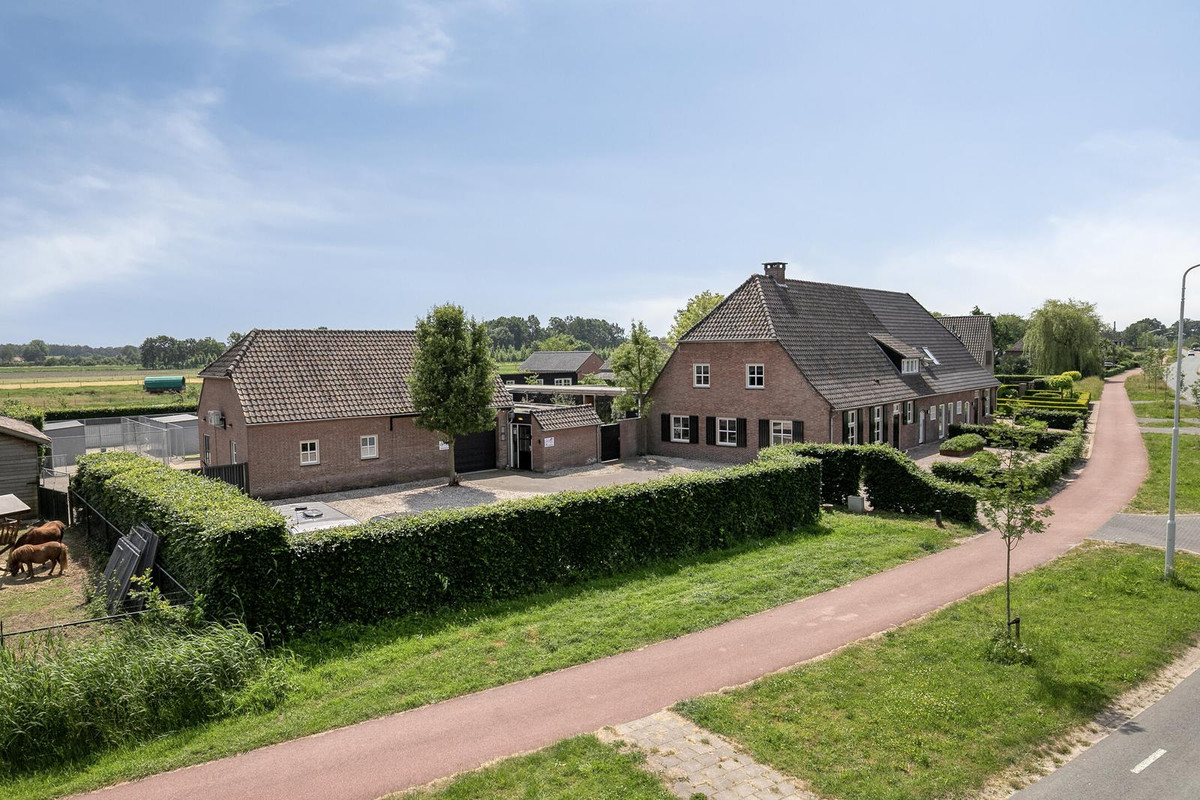 Twee-onder-één-kap te koop: Sint-Oedenrodeseweg 40, Best