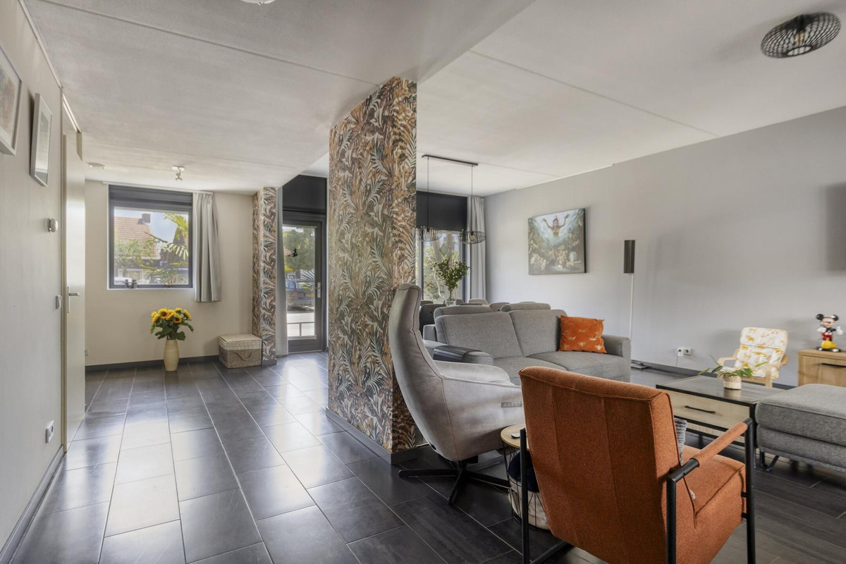 Tussenwoning te koop: Ten Hovestraat 10, Bergen Op Zoom
